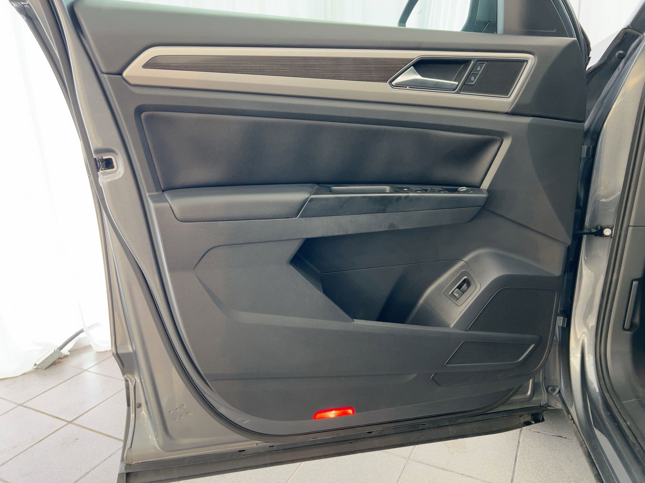 Used 2019 Volkswagen Atlas SEL image 22