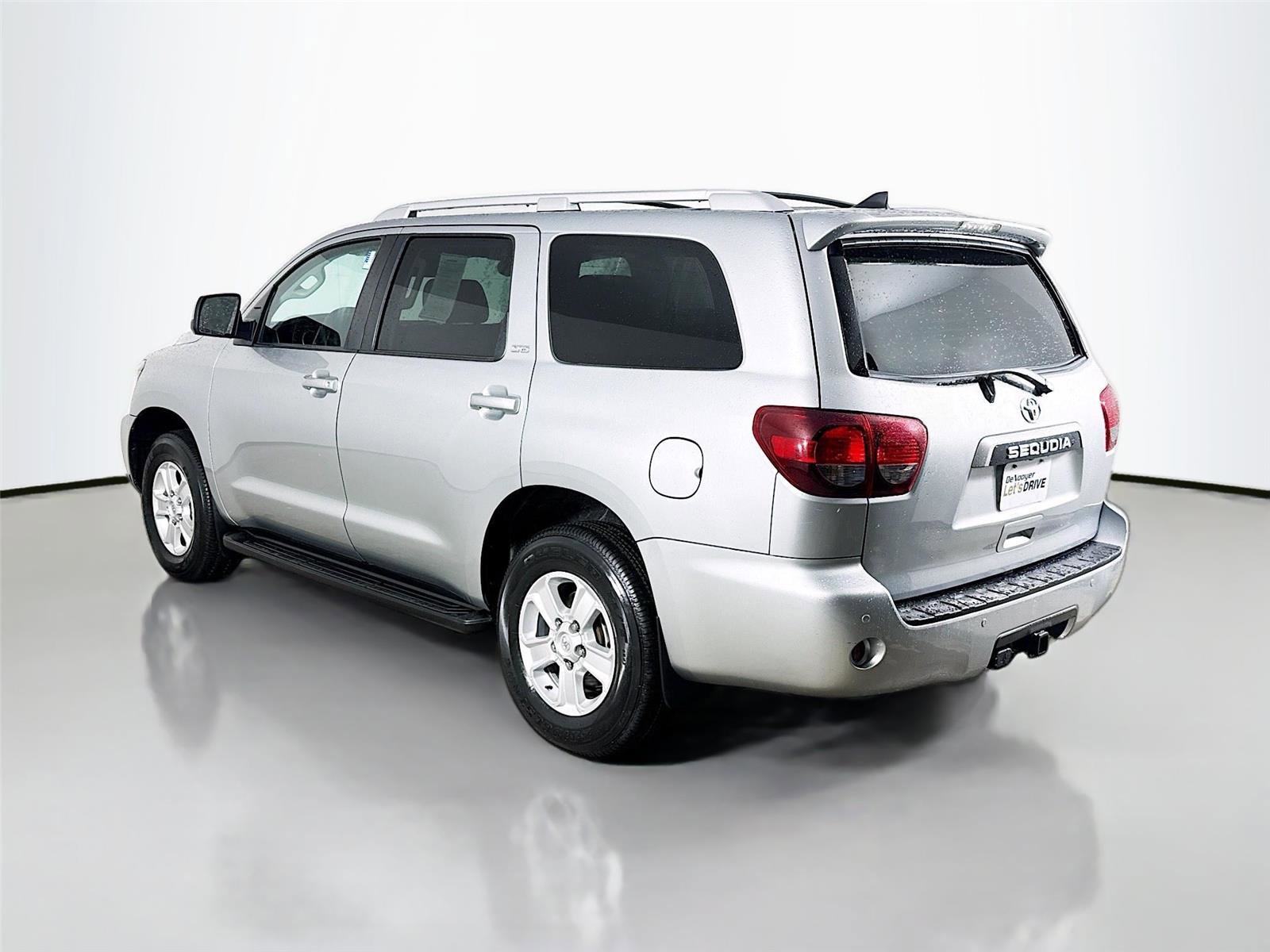 Used 2021 Toyota Sequoia SR5 image 6