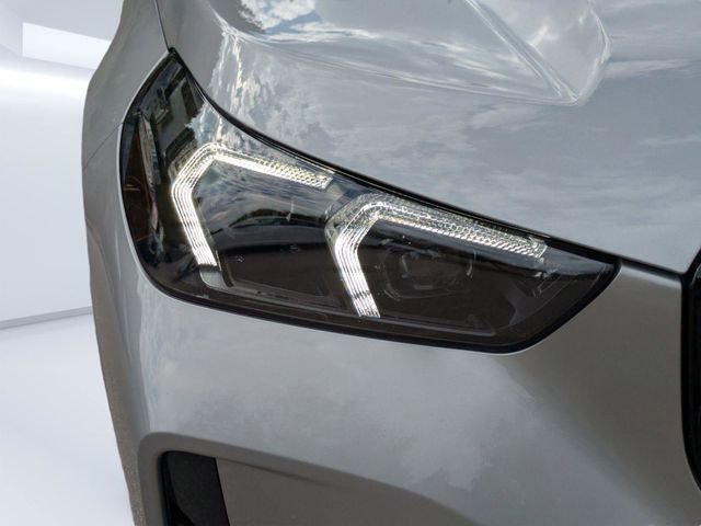 Used 2024 BMW X1 M35i w/ Premium Package image 10