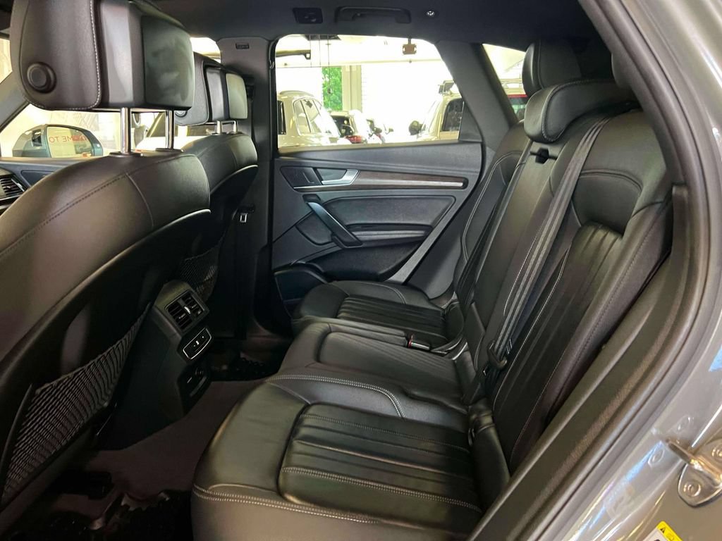 Used 2023 Audi Q5 2.0T Premium Plus w/ Premium Plus Package AWD/4WD image 11
