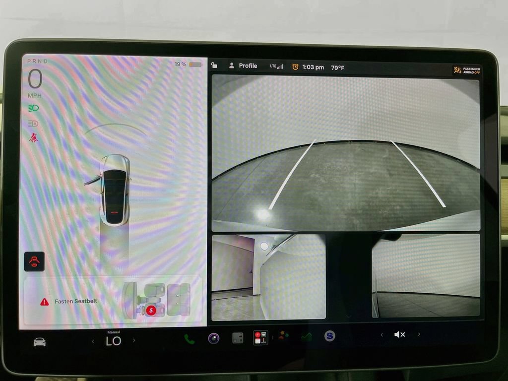 Used 2021 Tesla Model Y Long Range AWD/4WD image 17