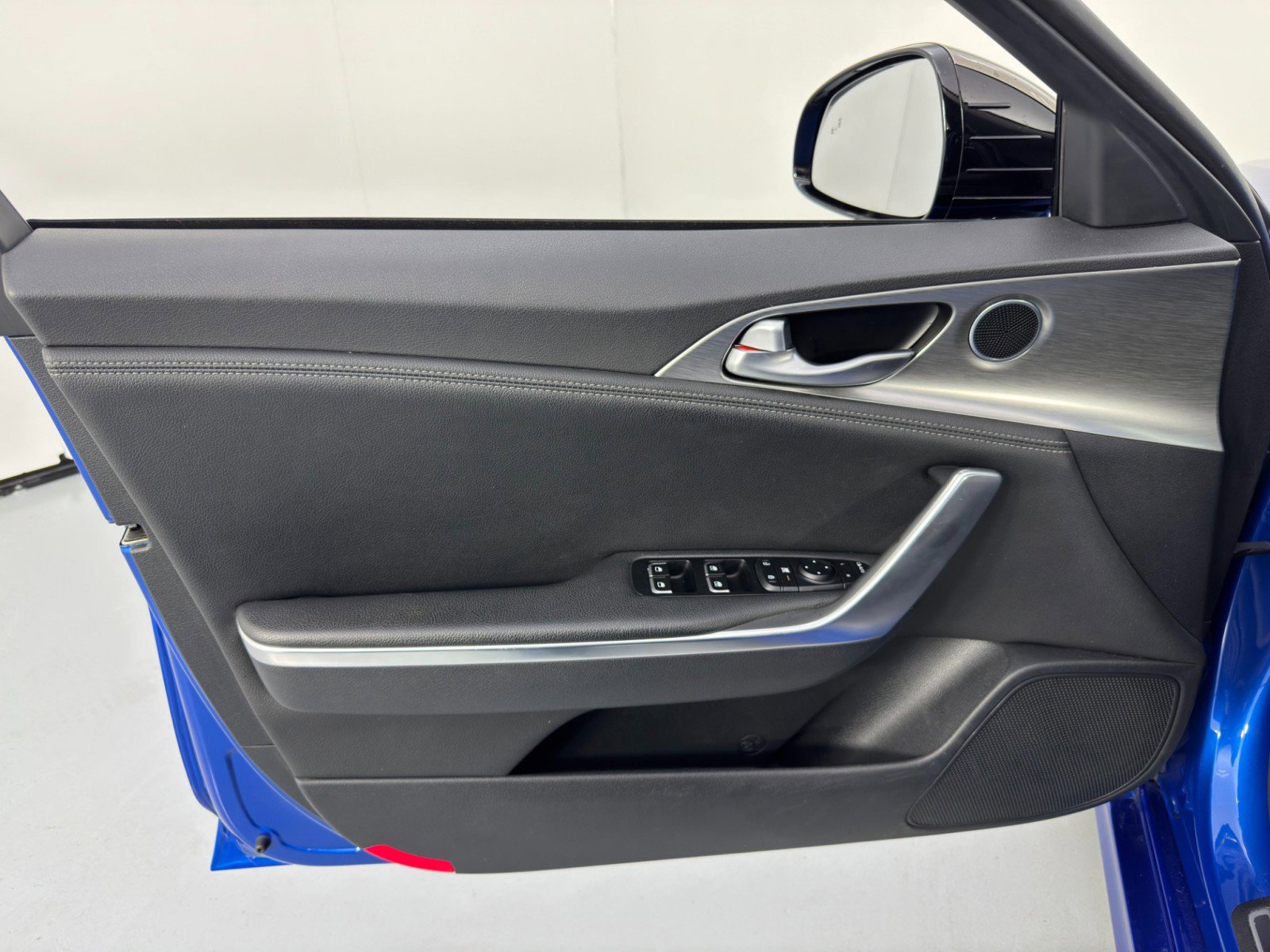 Used 2022 Kia Stinger GT1 image 42