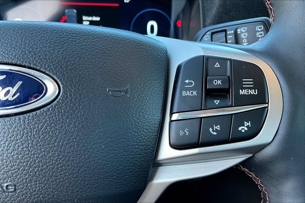 New 2026 Ford Explorer Active w/ Active Comfort Package AWD/4WD image 19