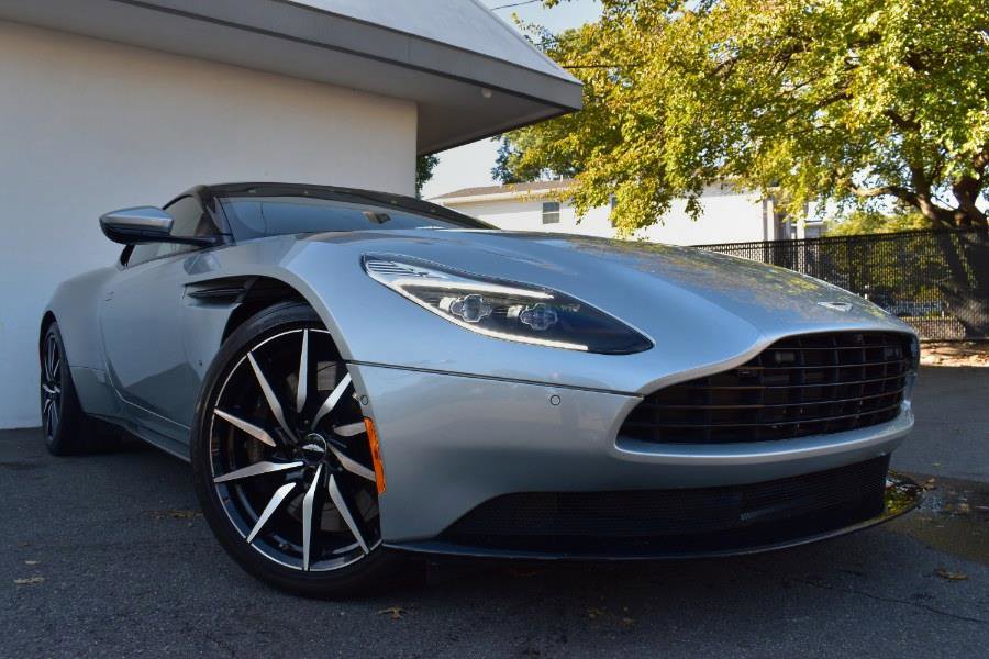 Used 2017 Aston Martin DB11 V12