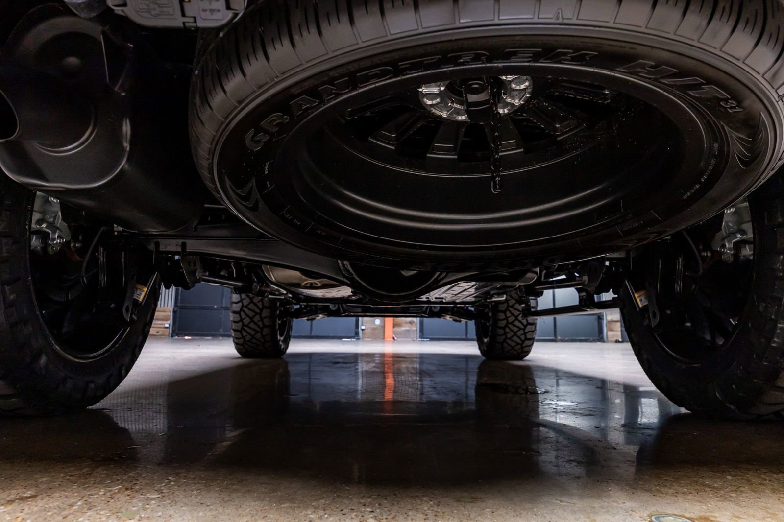 Used 2025 Lexus GX 550 550 Luxury+ w/ Accessory Package (2T) image 16