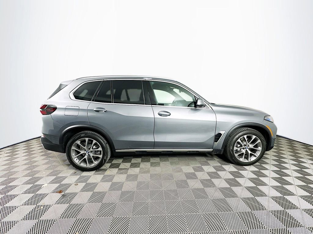 New 2026 BMW X5 xDrive40i image 10