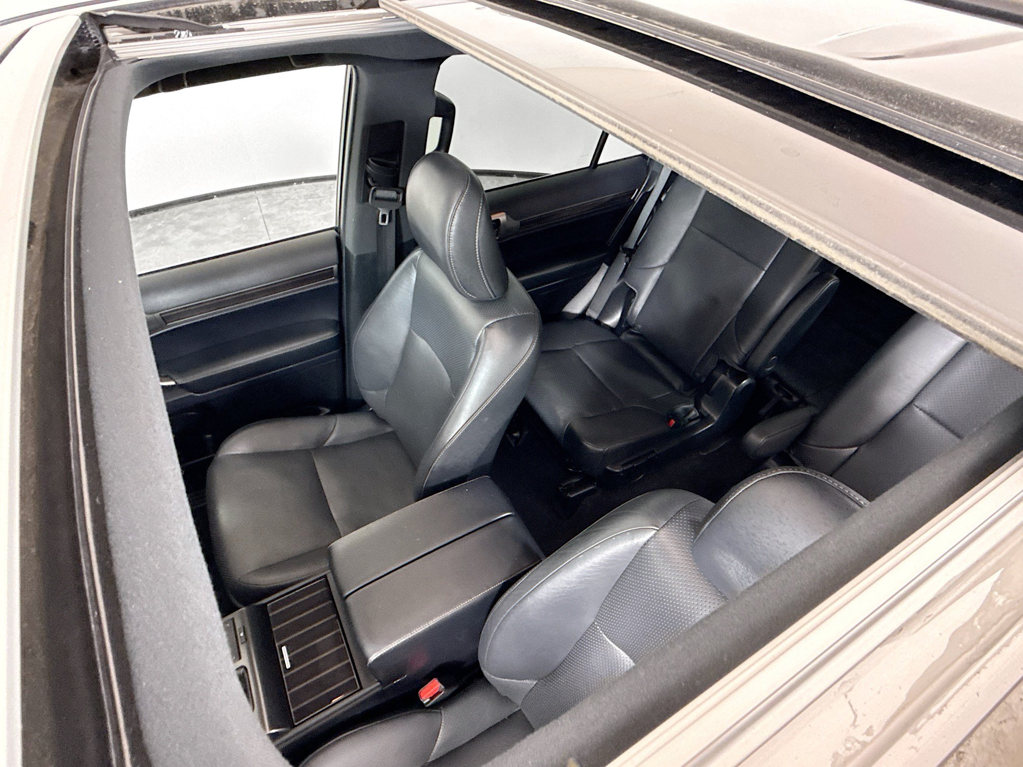 Used 2023 Lexus GX 460 Luxury w/ Sport Design Package AWD/4WD image 14