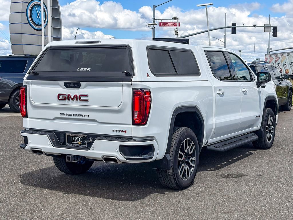 Used 2023 GMC Sierra 1500 AT4 w/ Technology Package AWD/4WD image 4