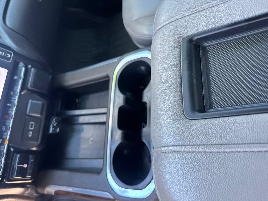 Used 2020 GMC Sierra 2500 SLT w/ Technology Package RWD image 24