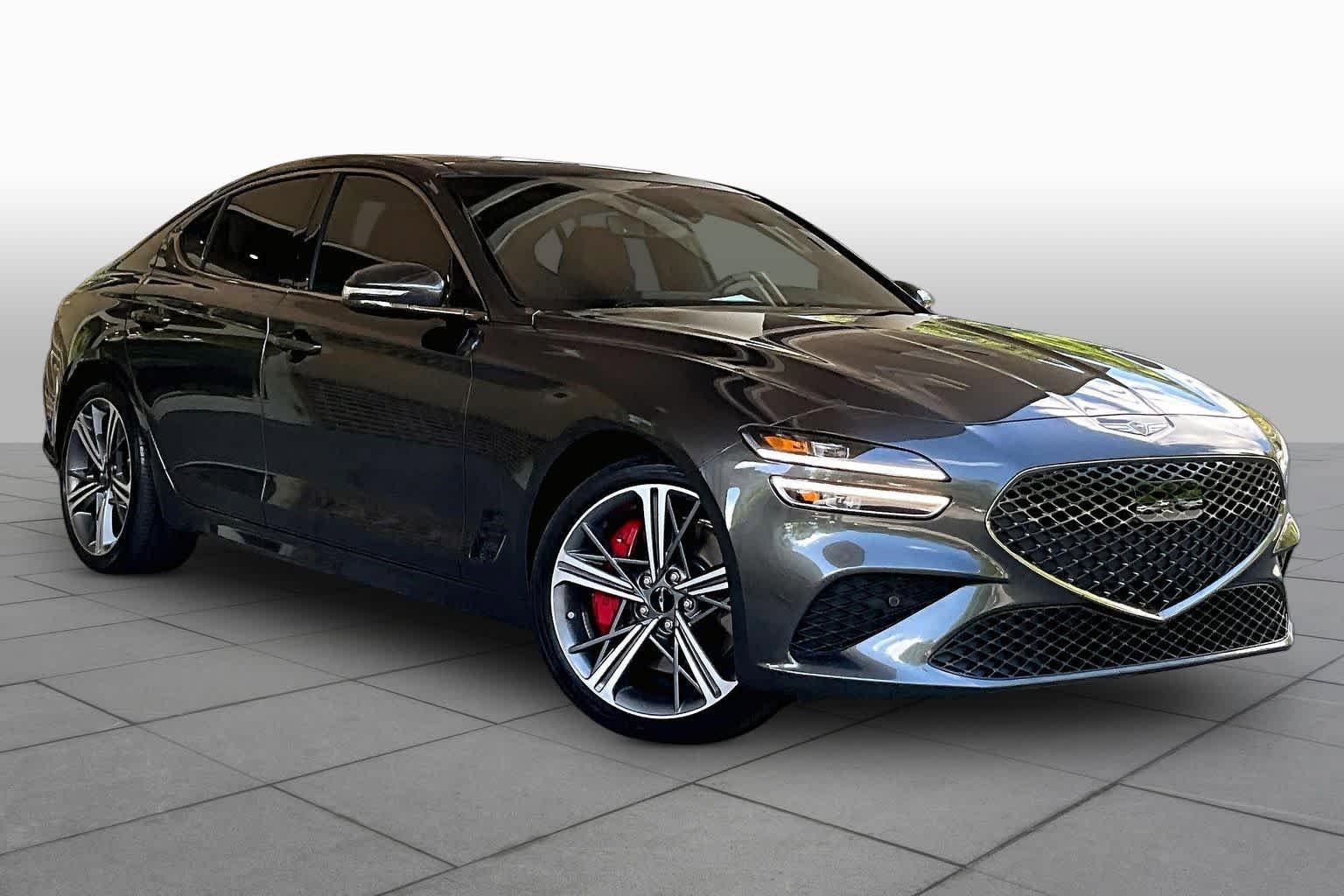 Used 2025 Genesis G70 2.5T w/ Sport Prestige Package RWD image 3