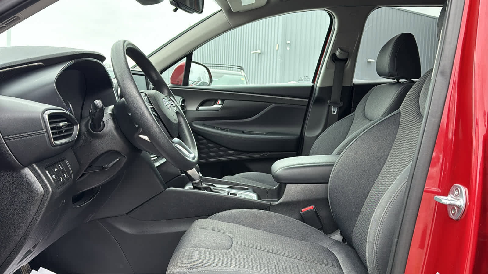 Used 2019 Hyundai Santa Fe SEL image 12