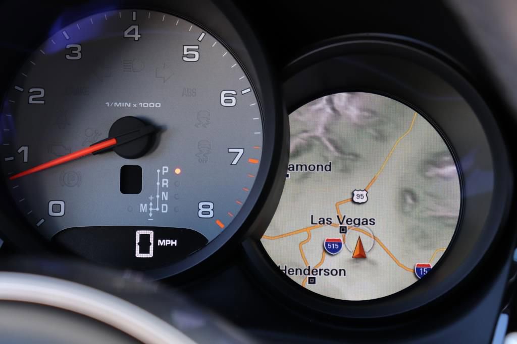 Used 2017 Porsche Macan S image 45