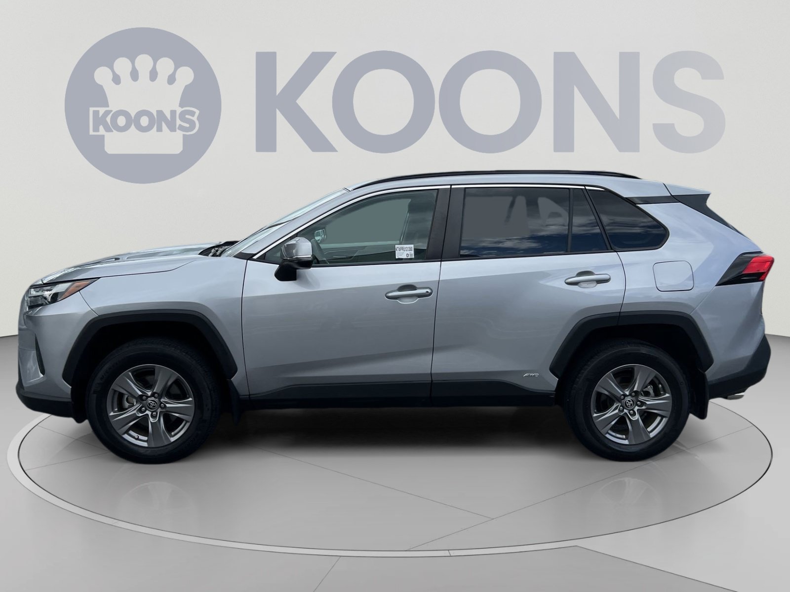 Used 2024 Toyota RAV4 XLE w/ Convenience Package AWD/4WD image 2