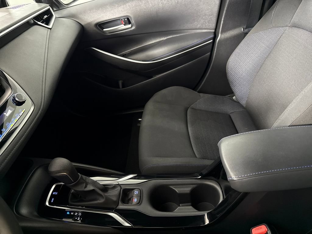 Used 2022 Toyota Corolla SE image 16