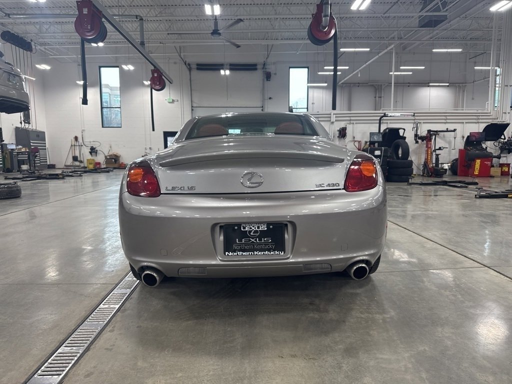 Used 2002 Lexus SC 430 Convertible image 21