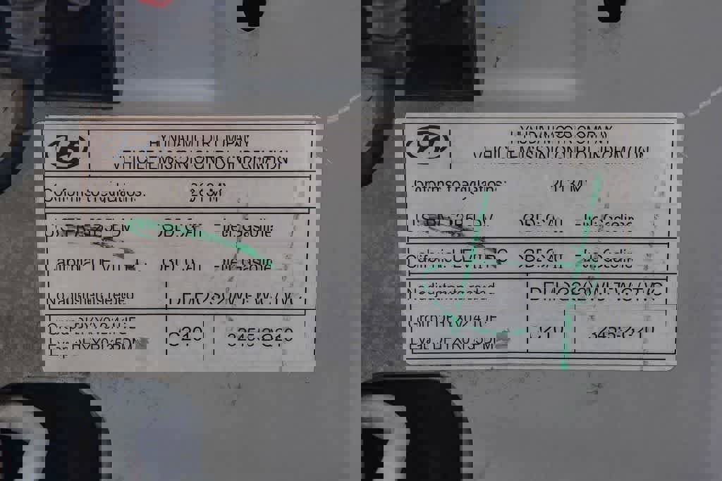 Used 2013 Hyundai Santa Fe Sport w/ Technology Pkg FWD image 27