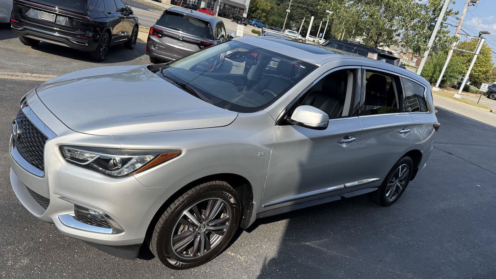Used 2019 INFINITI QX60 Pure AWD/4WD image 7