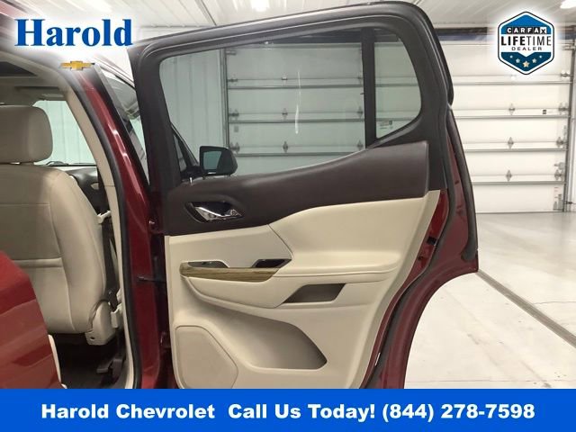 Used 2018 GMC Acadia Denali image 8