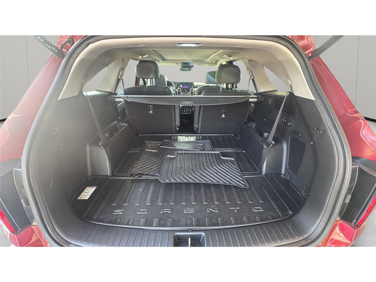 Used 2023 Kia Sorento SX AWD/4WD image 12