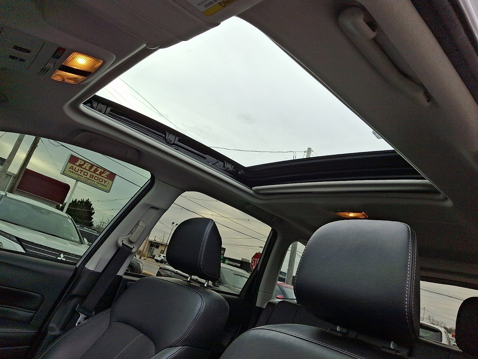 Used 2017 Subaru Forester 2.5i Touring image 15