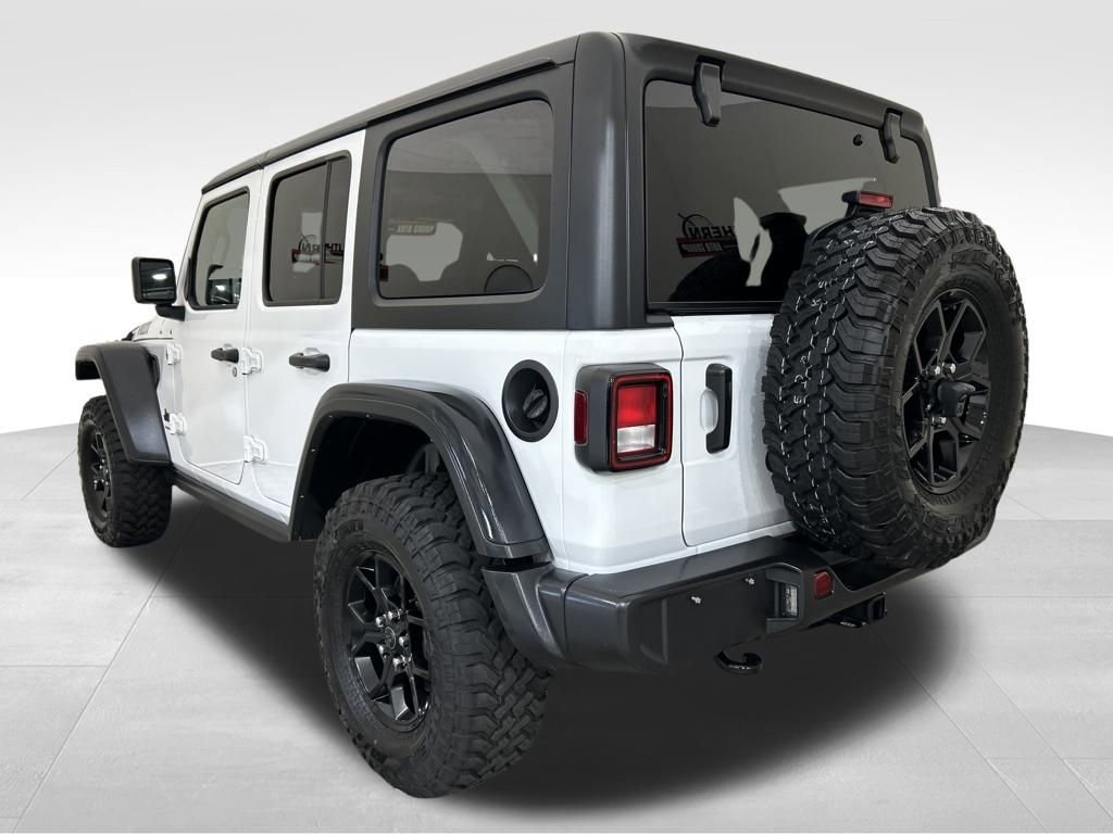 Used 2024 Jeep Wrangler Willys video 3