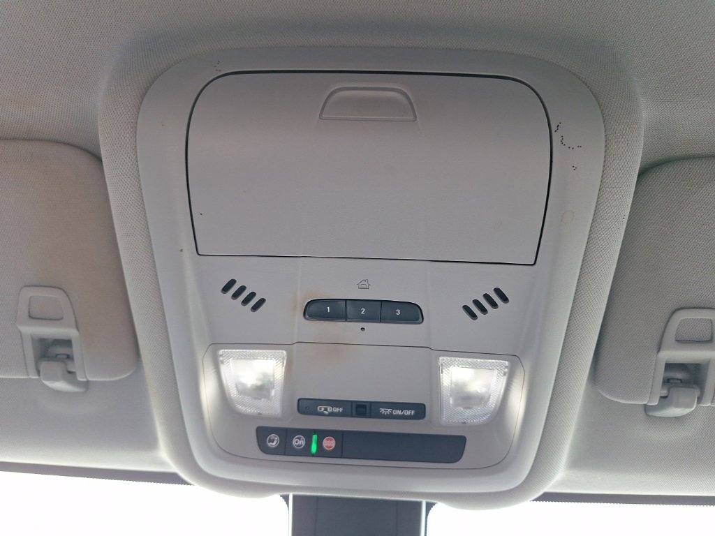 Used 2022 GMC Terrain SLT image 14