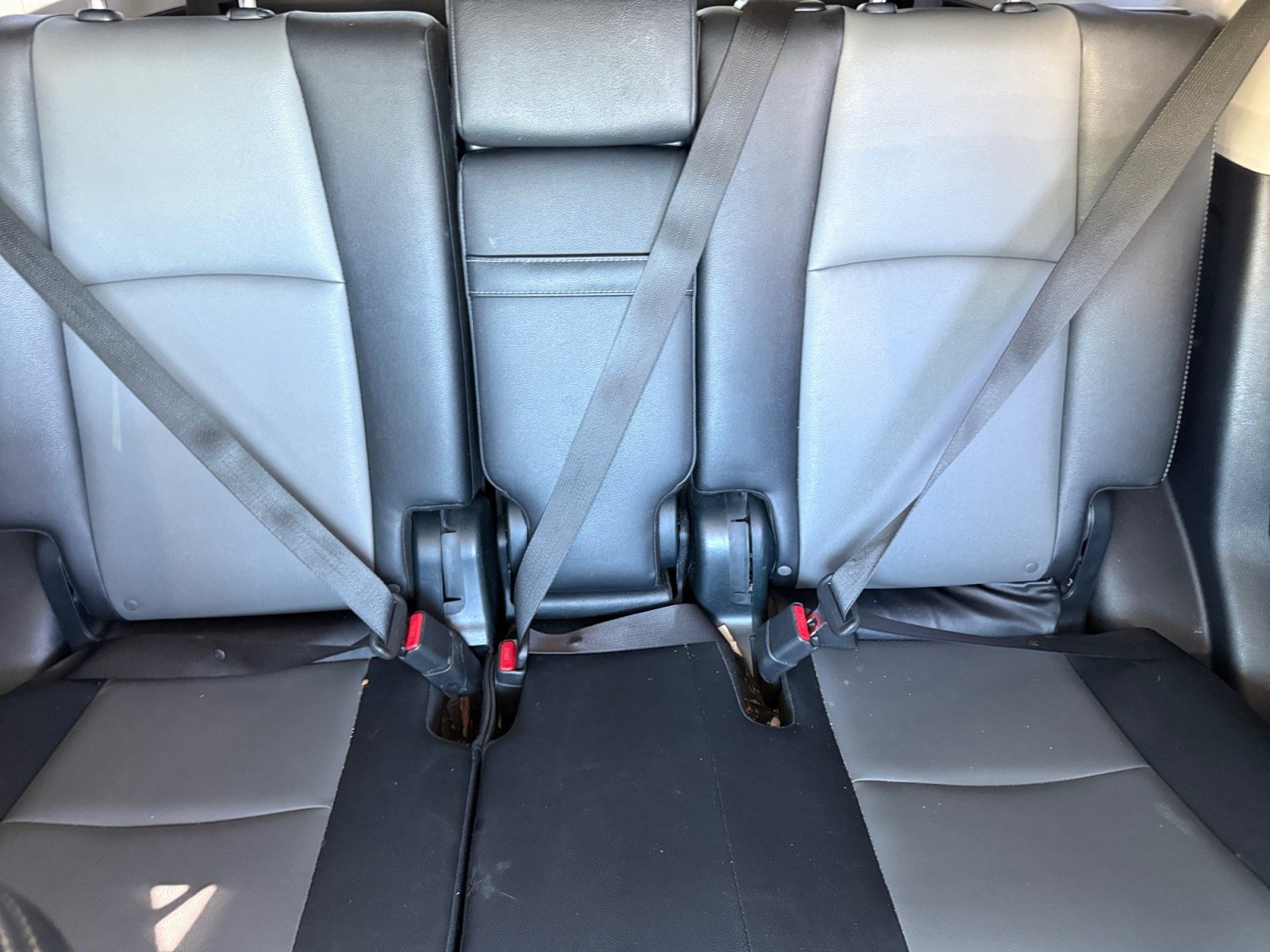 Used 2021 Toyota 4Runner SR5 Premium w/ Moonroof Package AWD/4WD image 18