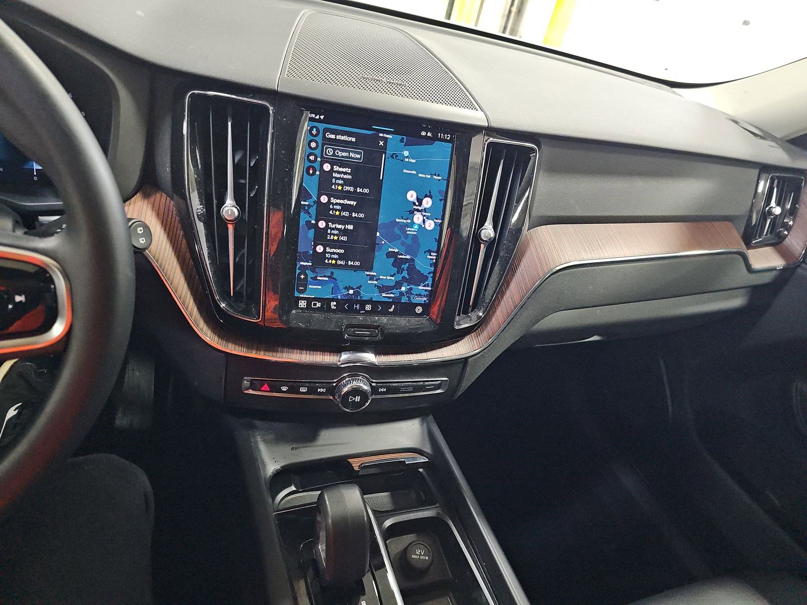 Used 2023 Volvo XC60 B5 Plus w/ Climate Package image 11