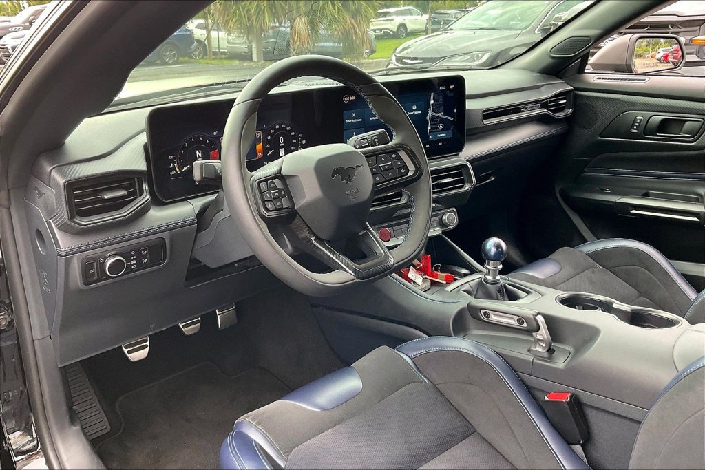 Used 2026 Ford Mustang Dark Horse RWD image 4