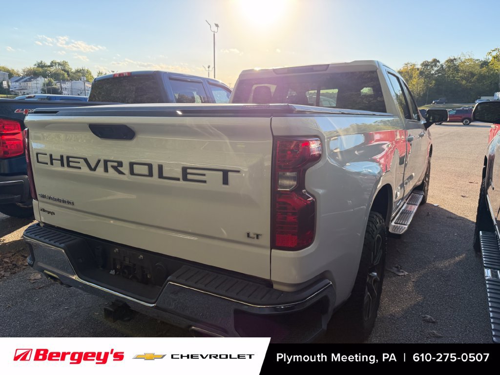Certified 2022 Chevrolet Silverado 1500 LT w/ Z71 Off-Road Package AWD/4WD image 8