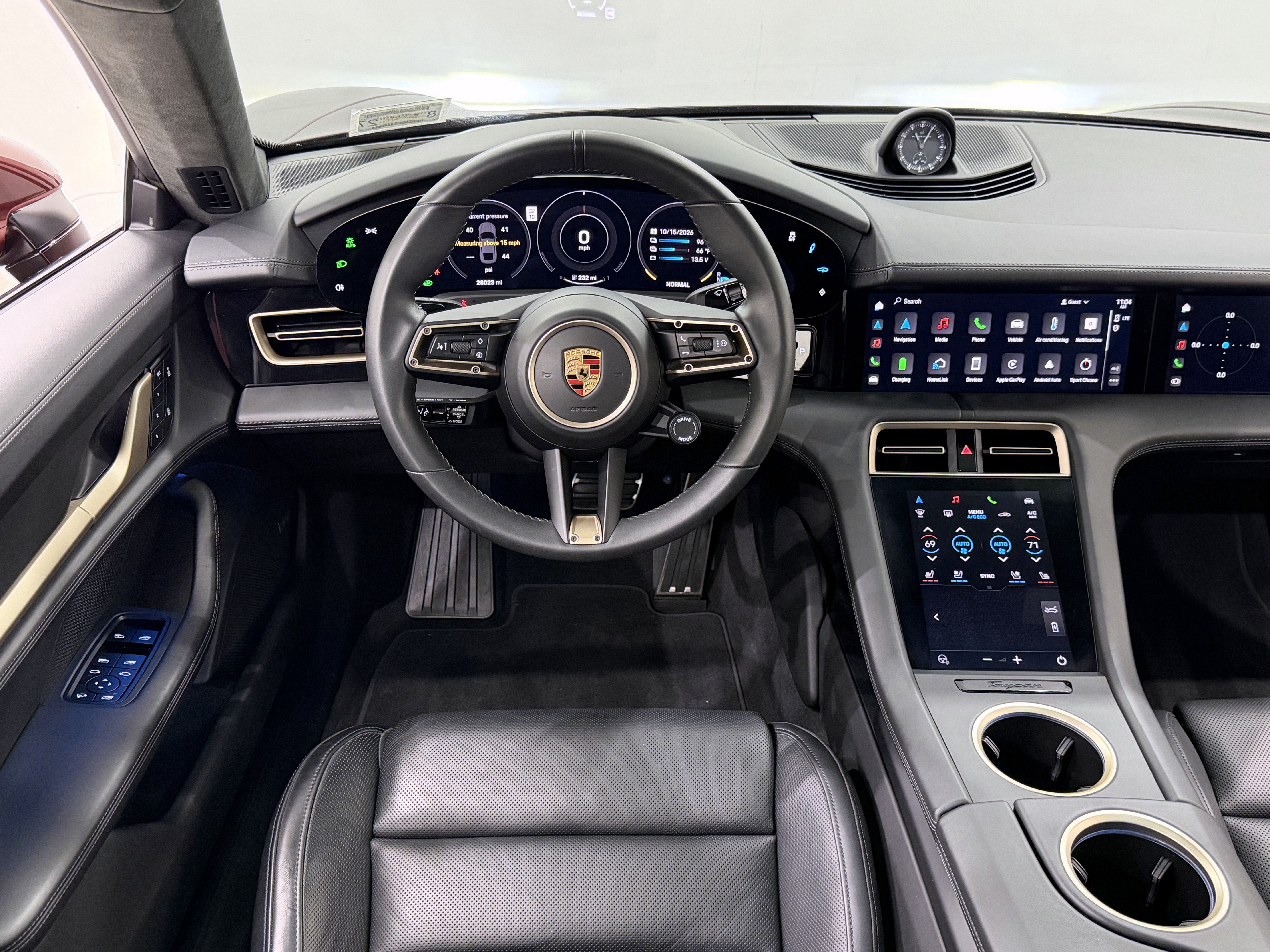 Certified 2022 Porsche Taycan Turbo AWD/4WD image 26
