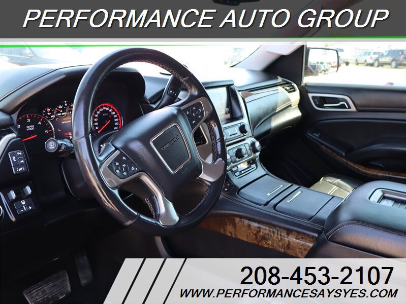Used 2016 GMC Yukon XL Denali w/ Open Road Package AWD/4WD image 12