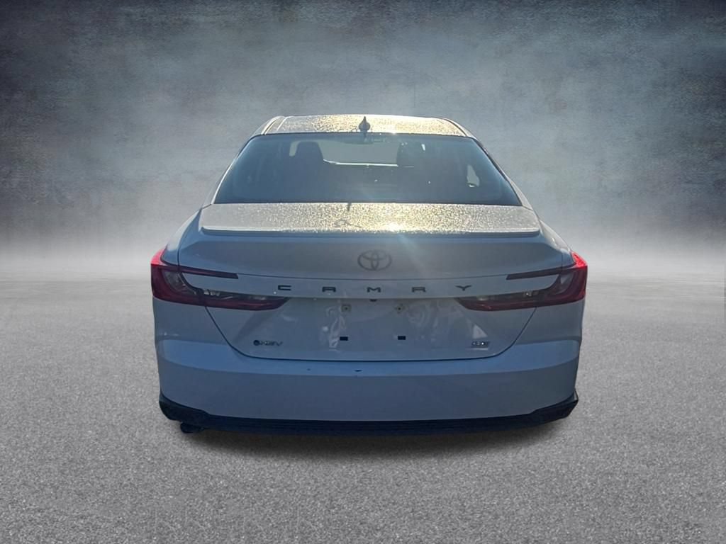 Used 2025 Toyota Camry SE FWD image 5