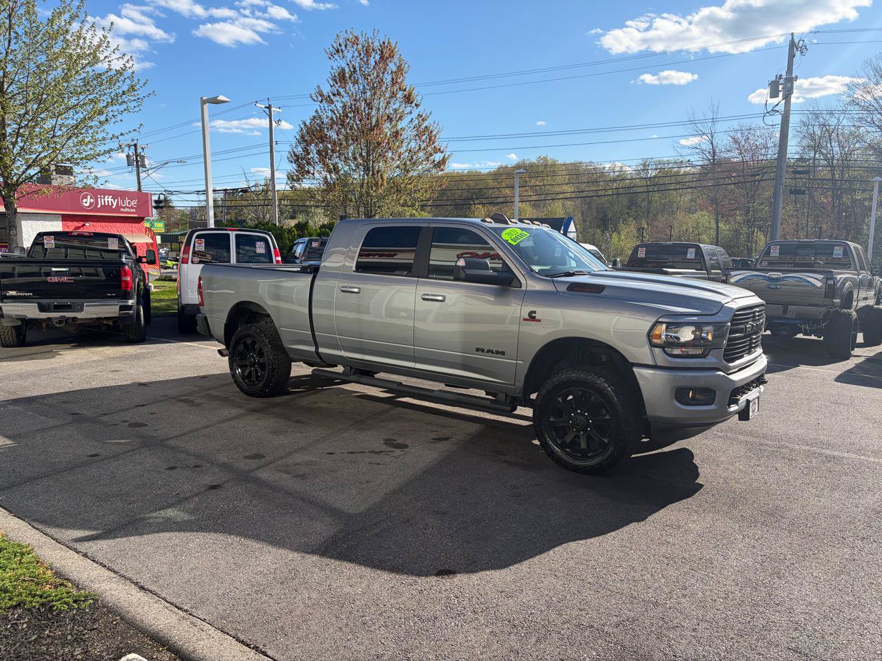 Used 2021 RAM 2500 Big Horn w/ Night Edition AWD/4WD image 5