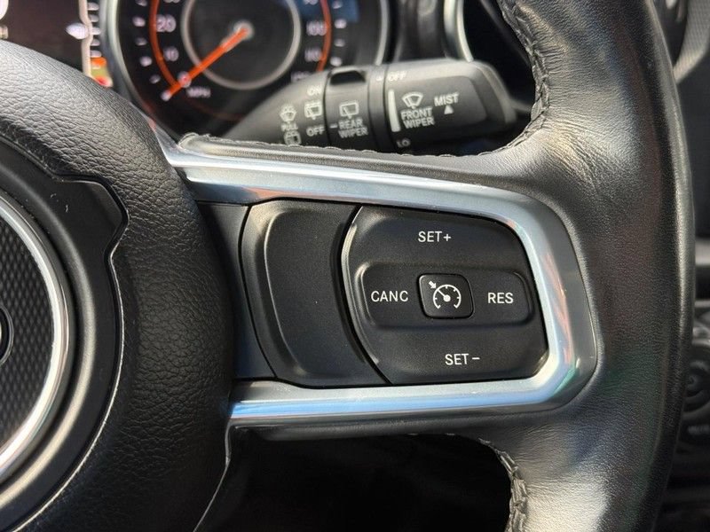 Used 2021 Jeep Wrangler Unlimited Sahara AWD/4WD image 21