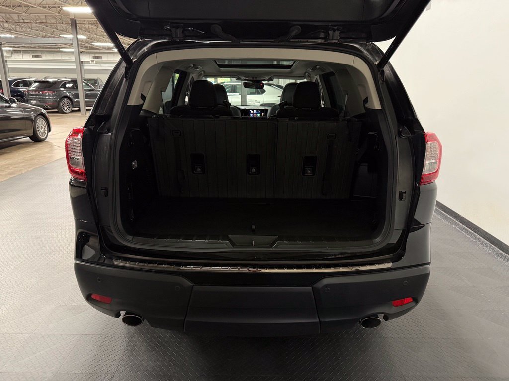 Used 2024 Subaru Ascent Onyx Edition AWD/4WD image 16