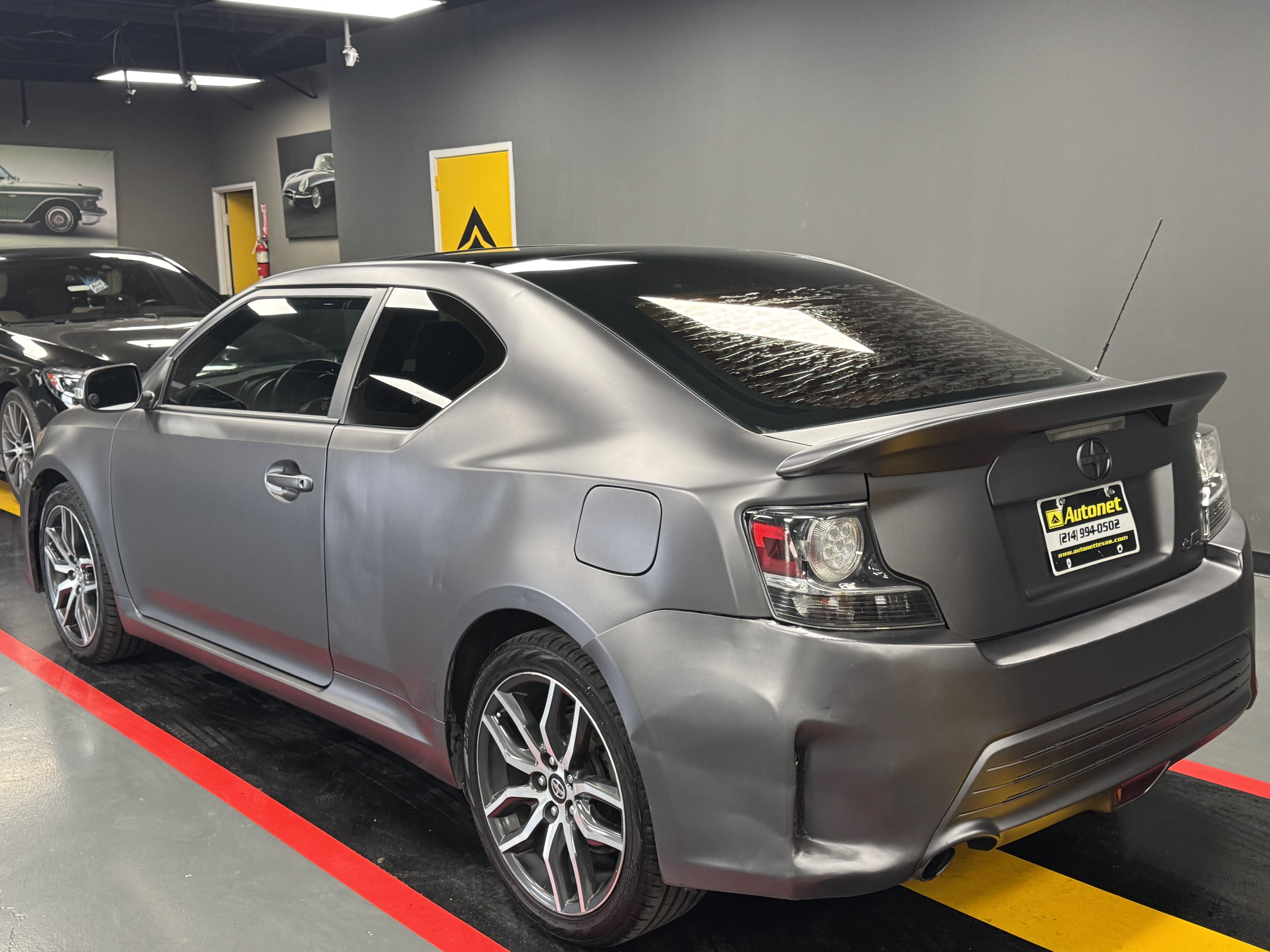 Used 2014 Scion tC FWD image 8