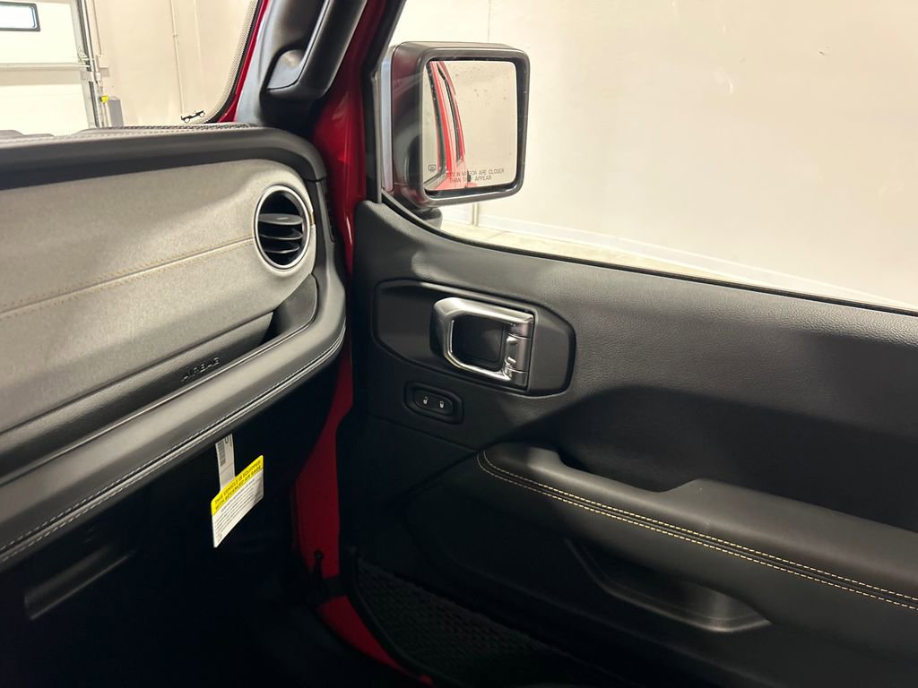 New 2025 Jeep Wrangler Sahara image 26