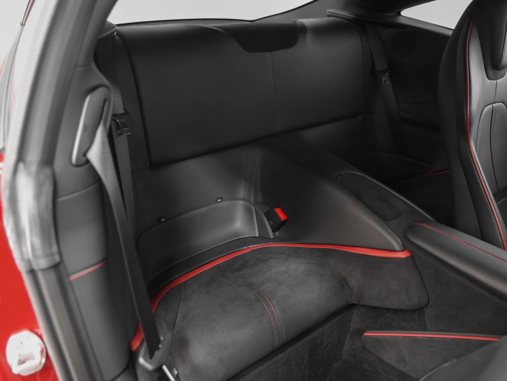 Certified 2022 Ferrari Roma RWD image 25