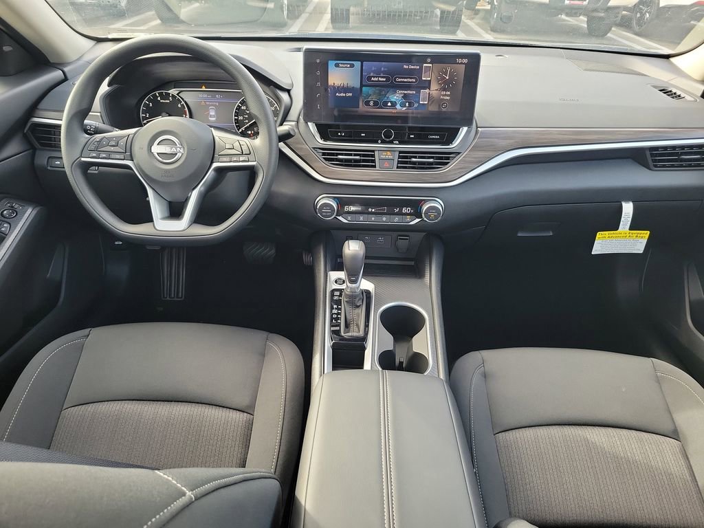 Used 2025 Nissan Altima 2.5 SV w/ SV Special Edition Package image 9
