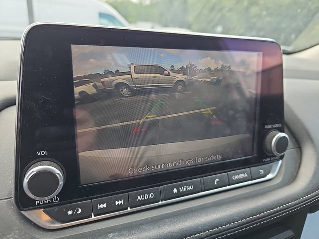 Used 2024 Nissan Rogue SV FWD image 20