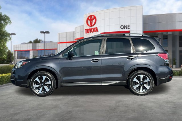 Used 2017 Subaru Forester 2.5i Limited AWD/4WD image 8