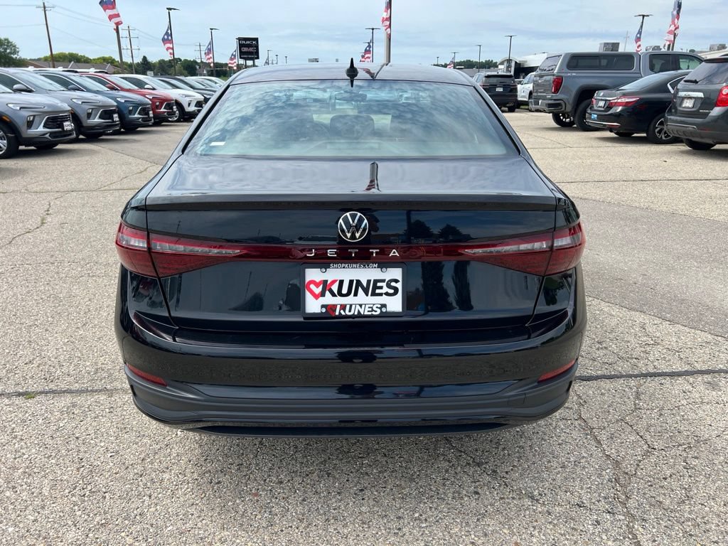 Used 2025 Volkswagen Jetta Sport FWD image 8