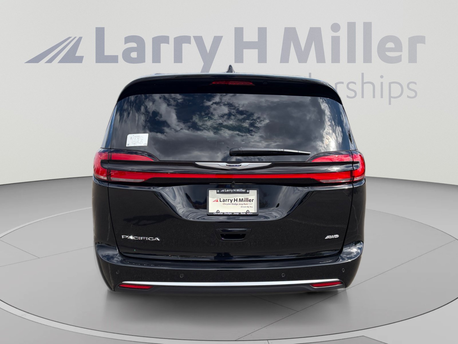 New 2026 Chrysler Pacifica Pinnacle AWD/4WD image 5
