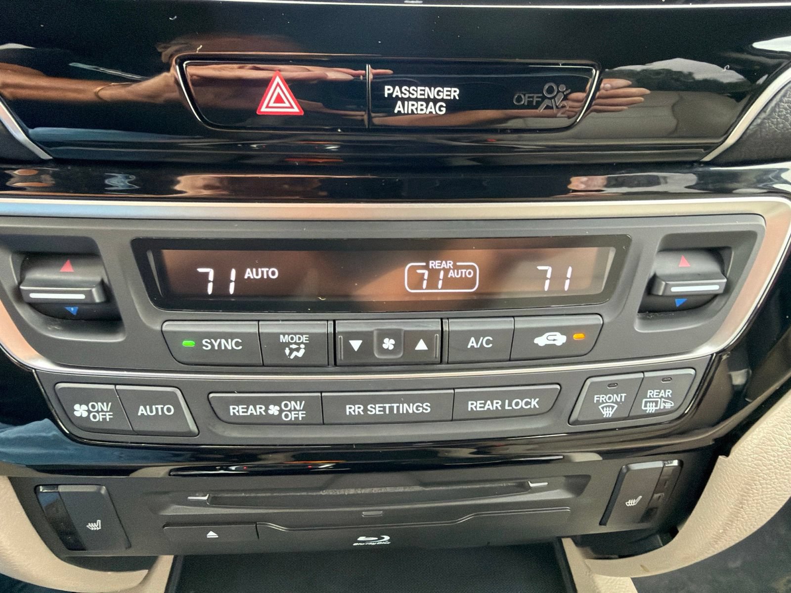Used 2019 Honda Pilot Touring image 22