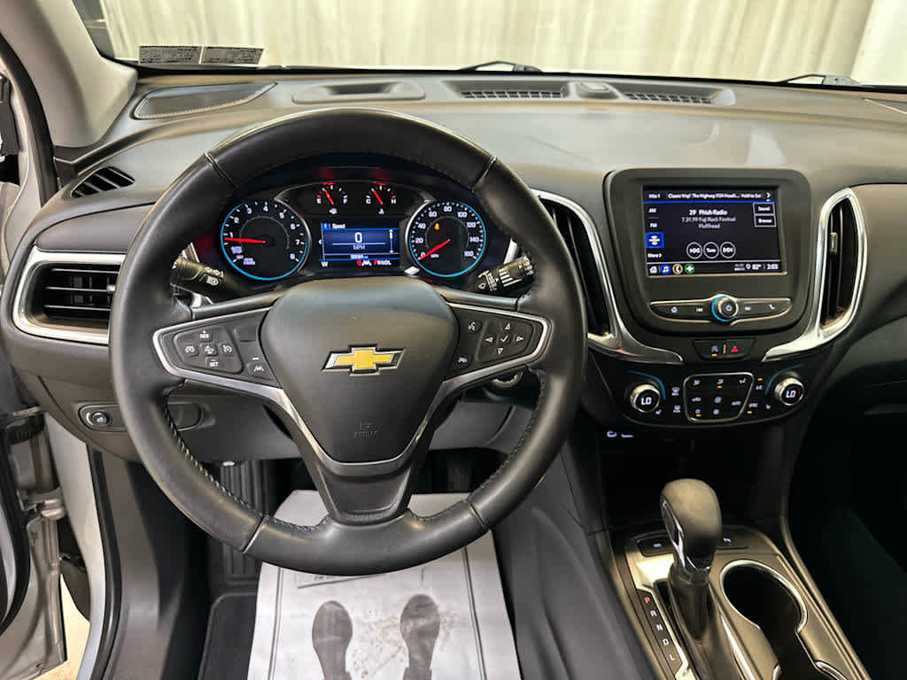 Used 2022 Chevrolet Equinox LT AWD/4WD image 3