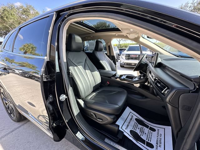 Used 2023 Lincoln Nautilus Reserve w/ Monochromatic Package FWD image 34