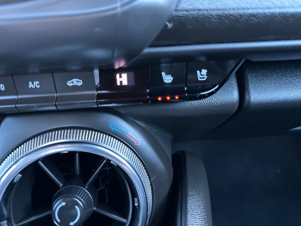 Used 2016 Chevrolet Camaro LT w/ Winter Protection Package image 29