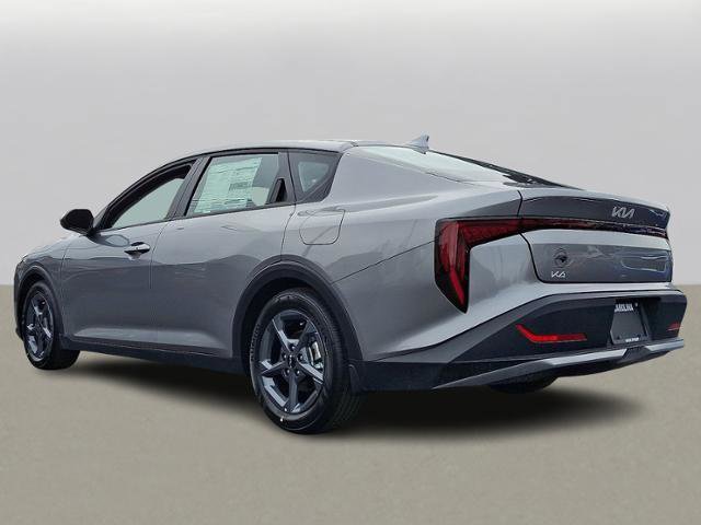 New 2025 Kia K4 LXS image 3