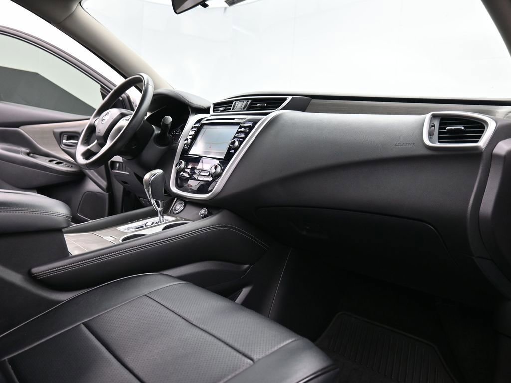 Used 2017 Nissan Murano SV image 18